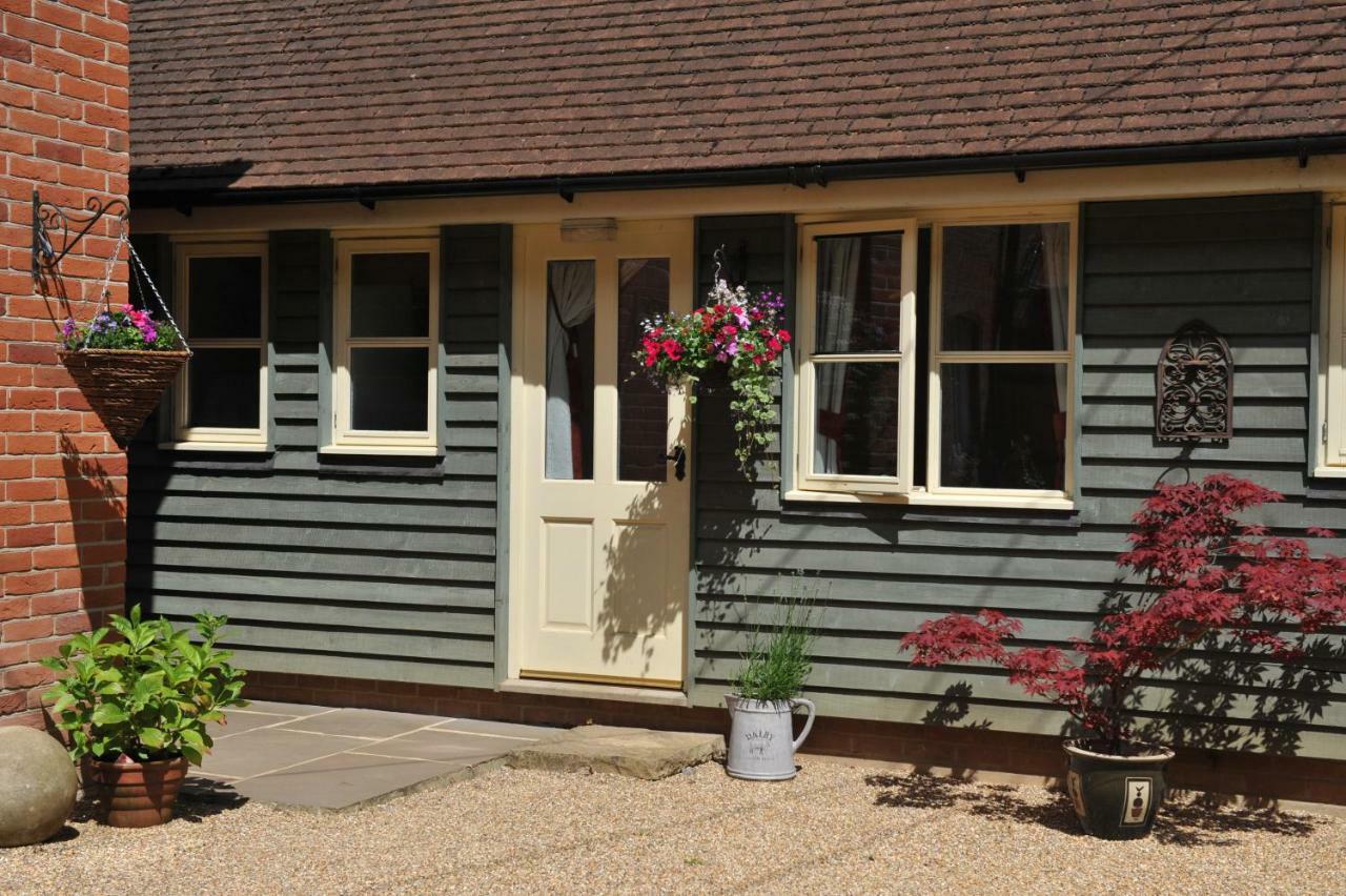 Mays Cottage Bed And Breakfast Petersfield Exterior photo